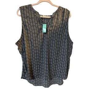 NWT Maurices Womens Plus 2X light blueGeometric Sleeveless Gathered Back Casual